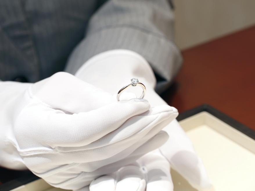 指輪の写真